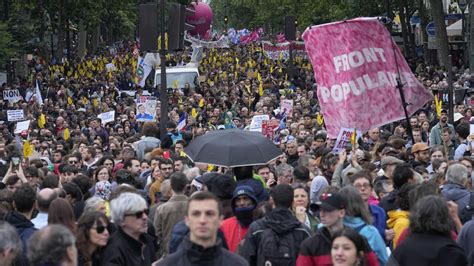 Milhares De Pessoas Protestam Contra Crescimento Da Extrema Direita Na