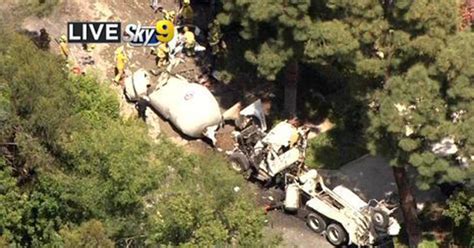 Off Duty Lapd Officer Killed When Cement Truck Overturns In Beverly