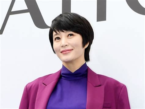 韓国屈指の“グラマラス女優”キム・ヘス、タイトミニで超絶美脚を惜しげもなく披露「奇跡の52歳」【photo】｜スポーツソウル日本版 タイ