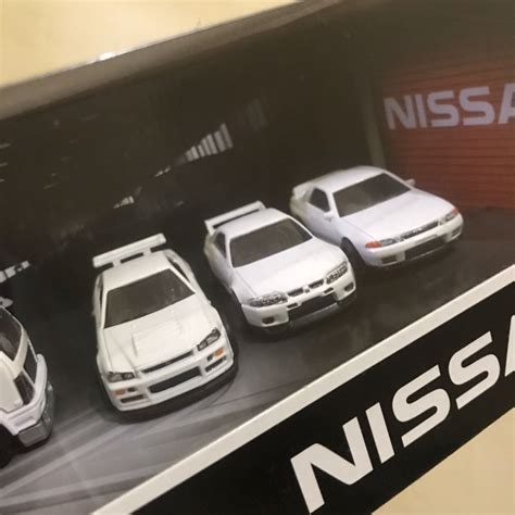 Hot Wheels Premium Diorama Nissan Skyline Gtr R34 R33 R32 Hw Shopee Singapore
