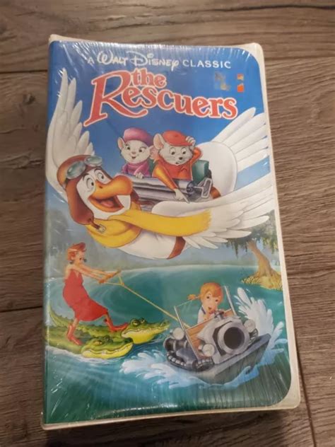 A Walt Disney Classic The Rescuers Vhs Black Diamond Edition