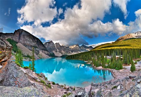 File:Moraine Lake.jpg - Wikimedia Commons