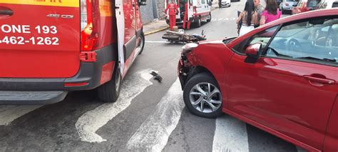 Acidente Entre Carro E Moto No Centro De Garibaldi Deixa Uma Pessoa