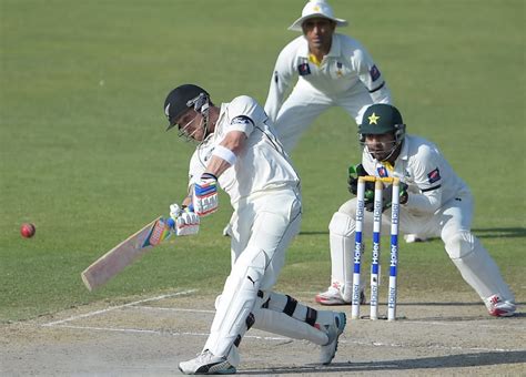 Brendon McCullum charges down the track | ESPNcricinfo.com