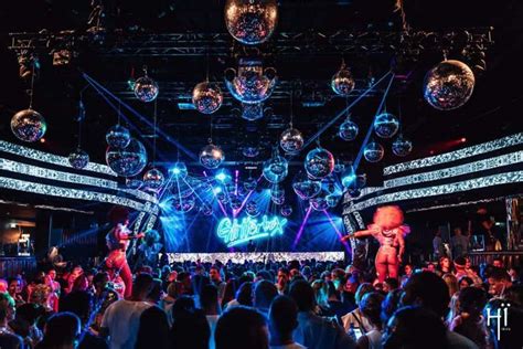 Las Mejores Discotecas Y Fiestas En Ibiza En 2024