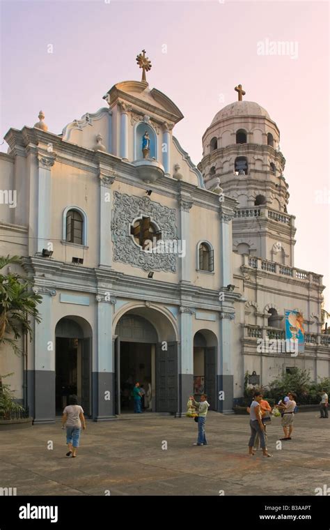 Santa Cruz Parish Church, Intramuros historic district, Manila, The ...