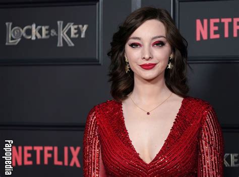 Emma Dumont Nude Leaks Photo Fapopedia