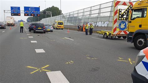 Forse Schade Bij Ongeval Met Vier Autos A8 Oostzaan 112 Nieuws Nederland