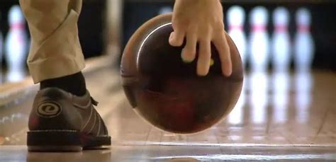 How To Curve A Bowling Ball Spin Or Hook Bowling Knowledge