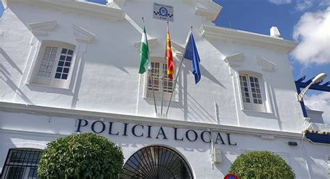 Puertas Abiertas En La Jefatura De La Polic A Local Cija Al D A