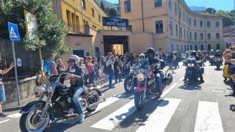 Nel Vivo A Mandello Il Motoraduno Guzzi Foto Video E Programma