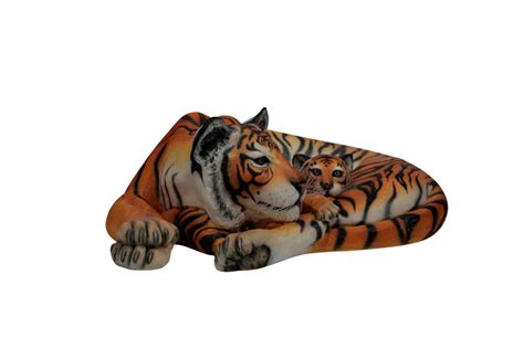 Life-size Tigress With Cub - Event Décor And Prop Rental