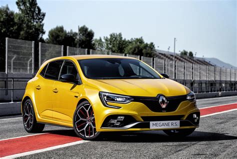 2019 Renault Megane RS Trophy unveiled as most powerful yet ...