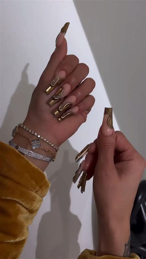 𝐅𝐨𝐥𝐥𝐨𝐰 𝐁𝐎𝐔𝐉𝐈𝐏𝟏 𝐅𝐨𝐫 𝐌𝐨𝐫𝐞🫶🏾 Pink Acrylic Nails Colored Acrylic Nails