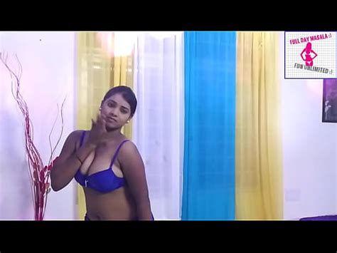 Uma Bhabhi Bikini Strip Show Indian Beautiful Teen Girl Seduce Xvideos