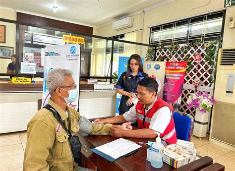 Samsat Jember Gelar Layanan Pemeriksaan Kesehatan Gratis Wajib Pajak