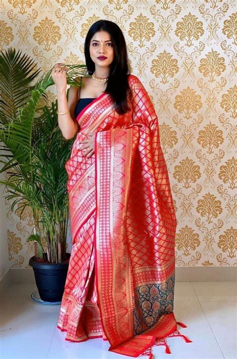 Zari Work Wedding Pure Silk Saree 5 5 M Separate Blouse Piece At Rs