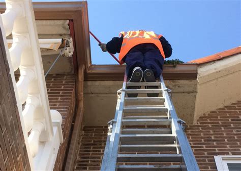 Quiénes somos Limpiezas Canalones en Madrid