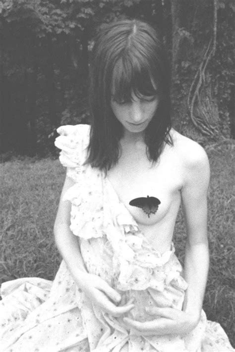 Butterfly Nudes Topless NUDE PICS ORG