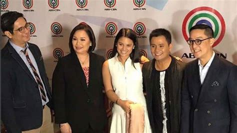 Ogie Alcasid Accompanied By Daughter Leila At Abs Cbn Contract Signing Pep Ph