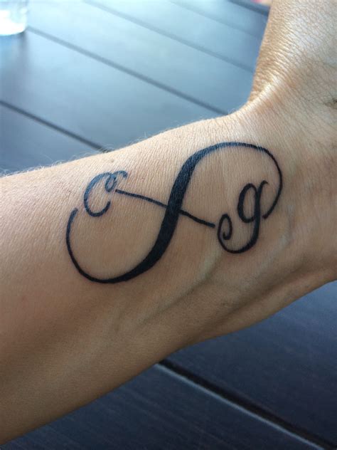 Initial Tattoo Fonts