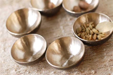 What does Ayurveda tell us about Kansa Kitchenware?