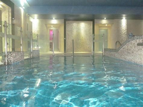 Avis Et Photos De La Piscine De Llondon Beach Country Hotel Spa