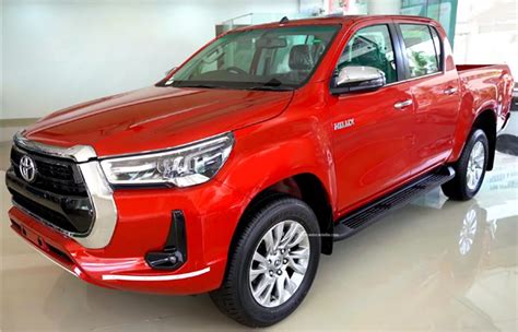 Toyota Hilux price cut by Rs 3.6 lakh | Autocar India