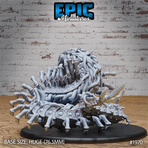 Giant Centipede (Huge)