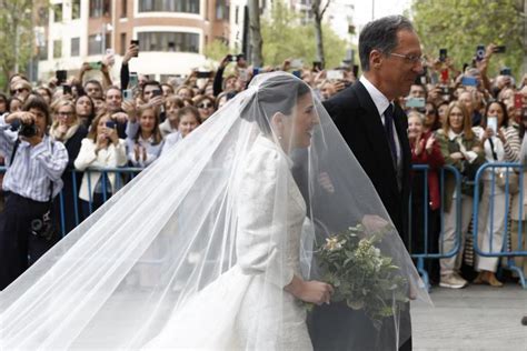 Resuelta La Inc Gnita As Es El Vestido De Boda De Teresa Urquijo