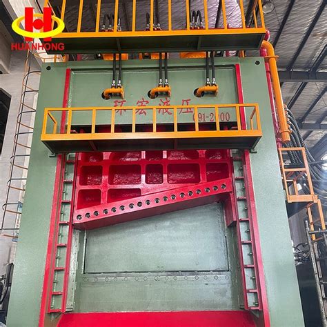 Hydraulic Gantry Shear Heavy Duty Steel Scrap Shearing Metal Machine