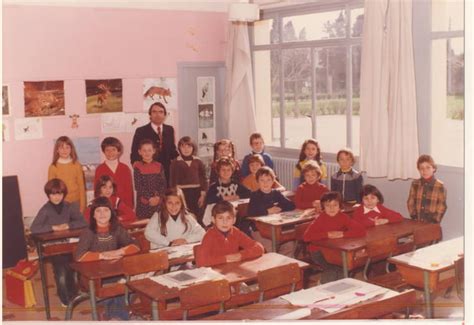 Photo De Classe Ce2 De 1977 Ecole Frederic Mistral Copains Davant