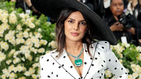 met gala  priyanka chopras ensemble pays tribute