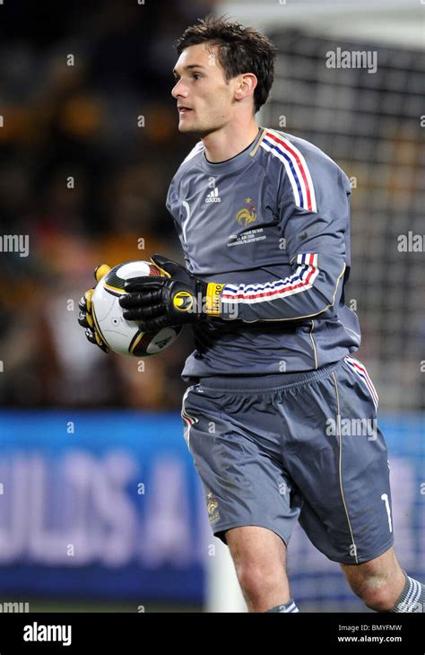 Hugo lloris france fifa world cup hi-res stock photography and images ...