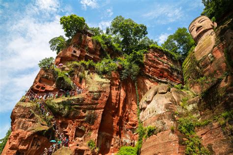 Leshan Travel Guide | China-Travel-Guide.net