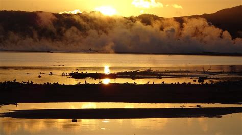 What type of volcano formed crater lake? - World lakes