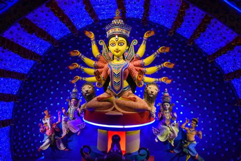 Durga Puja Pandals In Kolkata You Must Lookout For This Year Kolkata Times Of India Travel