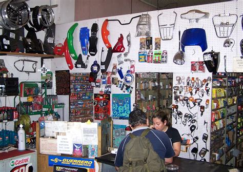 continental motos repuestos  motos taller mecanico de