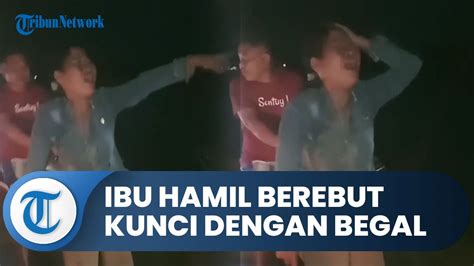 Ibu Hamil Di Bekasi Menangis Histeris Seusai Berebut Kunci Motor Dengan