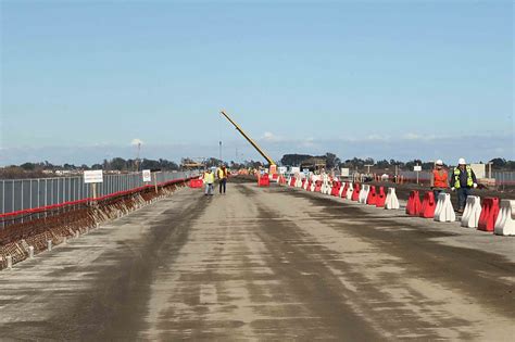 51 De Avance Registran Obras Del Puente Industrial