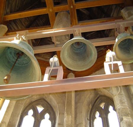 EL CAMPANAR DE LA BASÍLICA DE SANTA MARIA Via Penedès