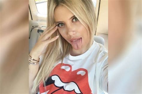 Wanda Nara Lo Hizo Otra Vez Pos Para Las Redes Sociales E Hizo