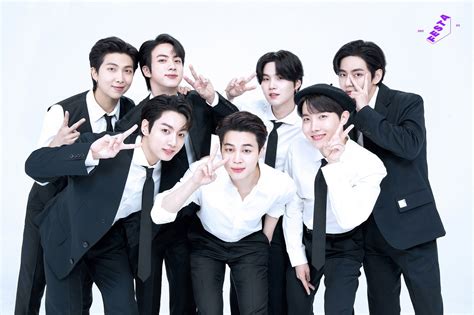 BTS начинают празднование 9-й годовщины с выпуска семейных портретов ...