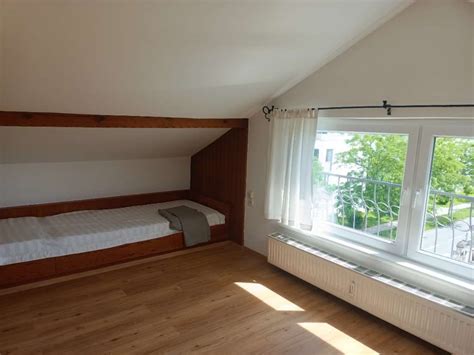 Kleine Dachgeschosswohnung nähe LKH und FH Villach 39 m² 480