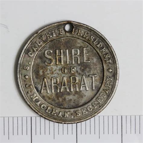 AUSTRALIA ARARAT 1897 Queen Victoria Diamond Jubilee Medallion Medal