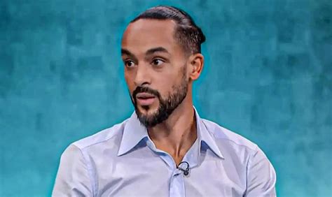 Walcott Questions Artetas Decision To Bench Eze Against Man City