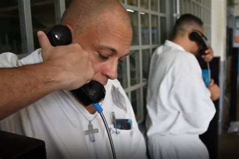 Texas Prisons Dramatically Cut The Cost Of Inmate Phone Calls Cw33