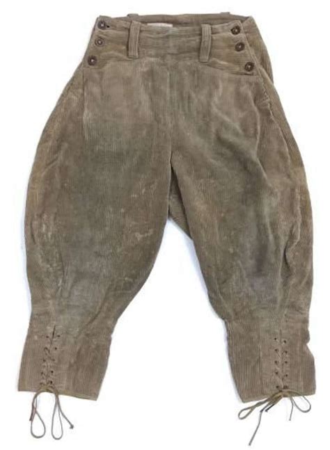 Original 1945 Dated Womens Land Army Breeches In Trousers And Shorts