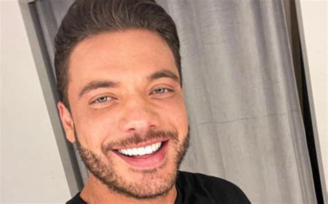 Wesley Safad O Cancela Shows Ap S Cirurgia Para Retirar H Rnia