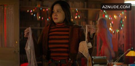 CLARA LUCIANI Nude AZNude